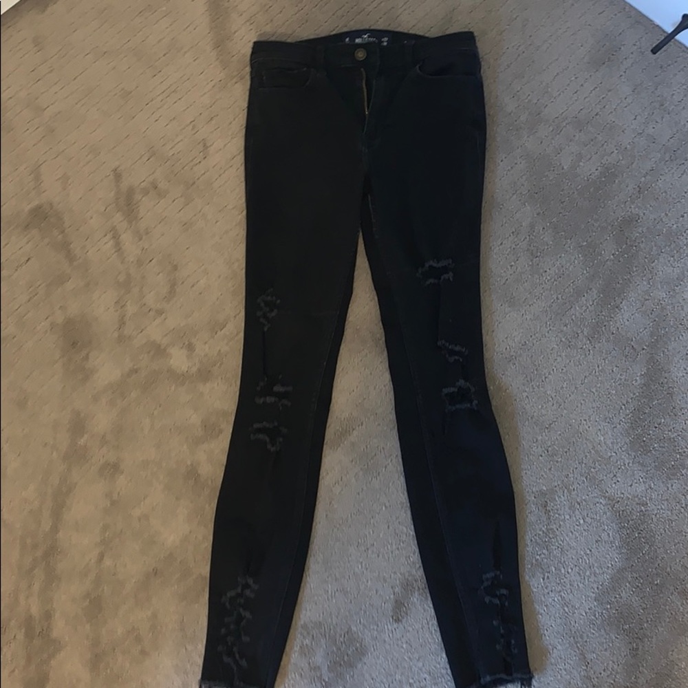 High rise ripped jeans